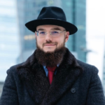 Натан Леви