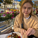 Даша Моногарова